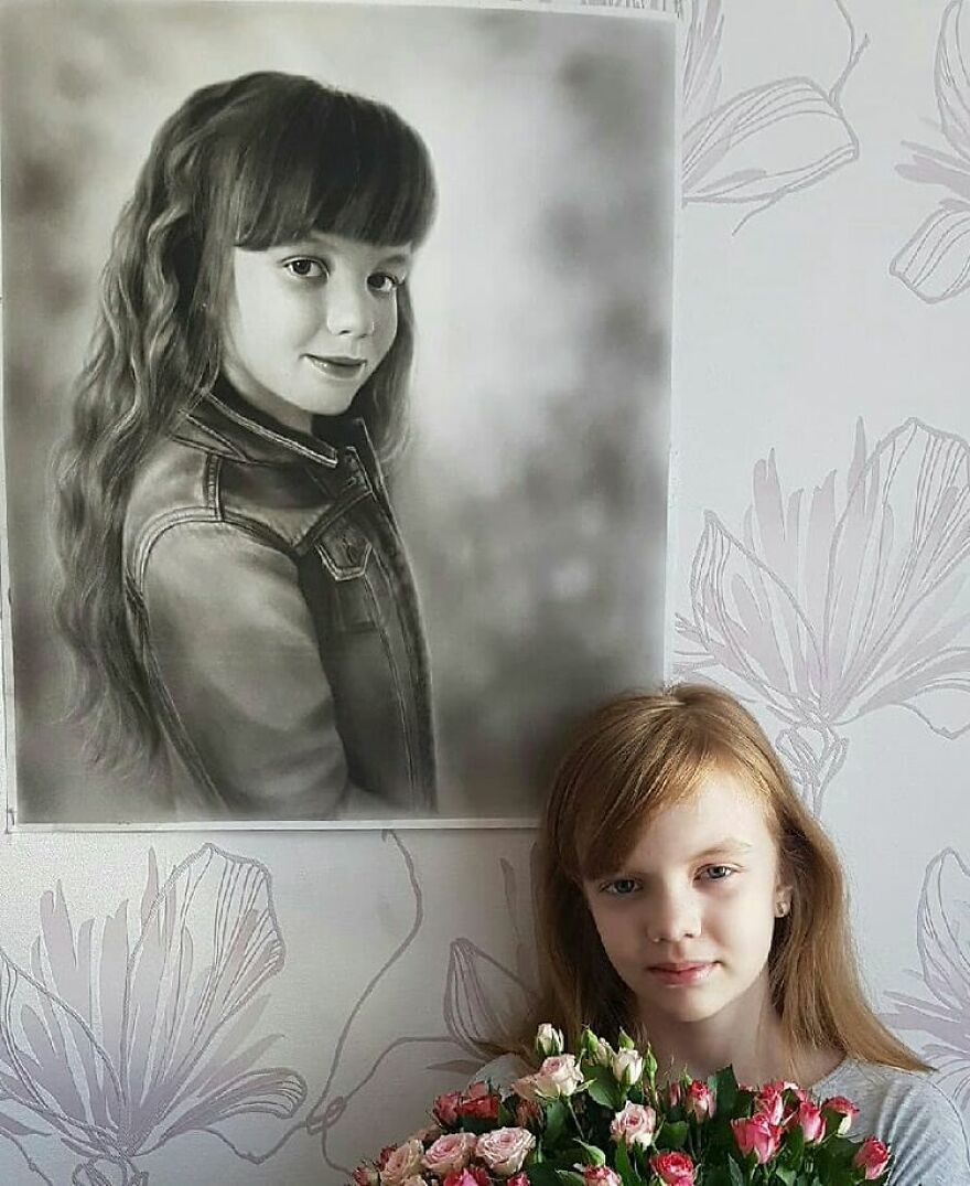 Russian Street Artist Draws Amazing Lifelike Portraits In Less Than An Hour(112 New Pics)