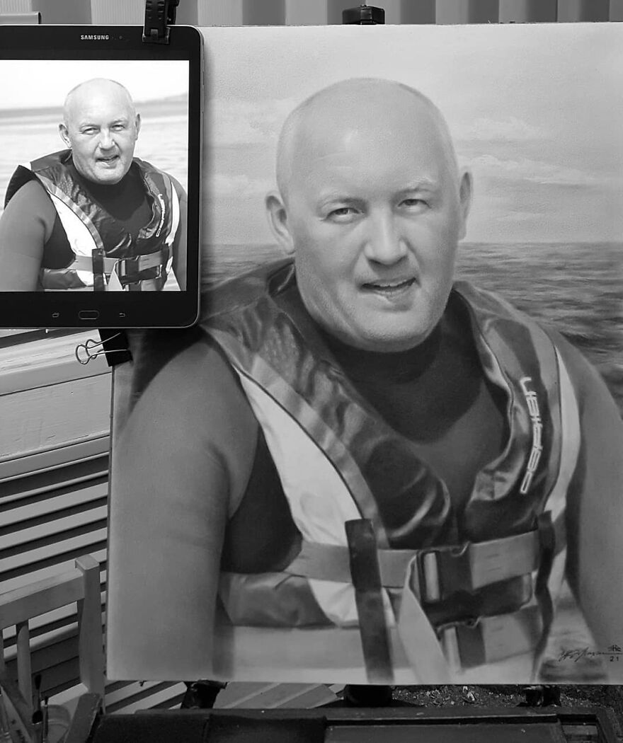 Russian Street Artist Draws Amazing Lifelike Portraits In Less Than An Hour(112 New Pics)