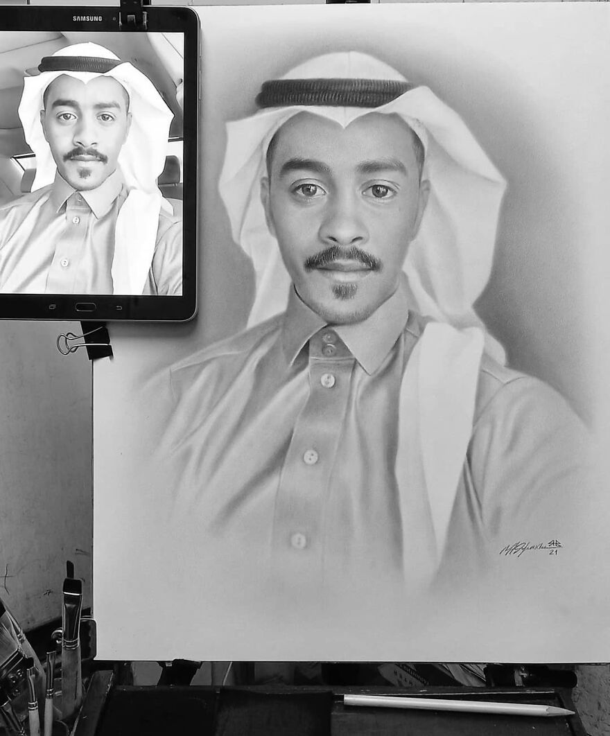 Russian Street Artist Draws Amazing Lifelike Portraits In Less Than An Hour(112 New Pics)