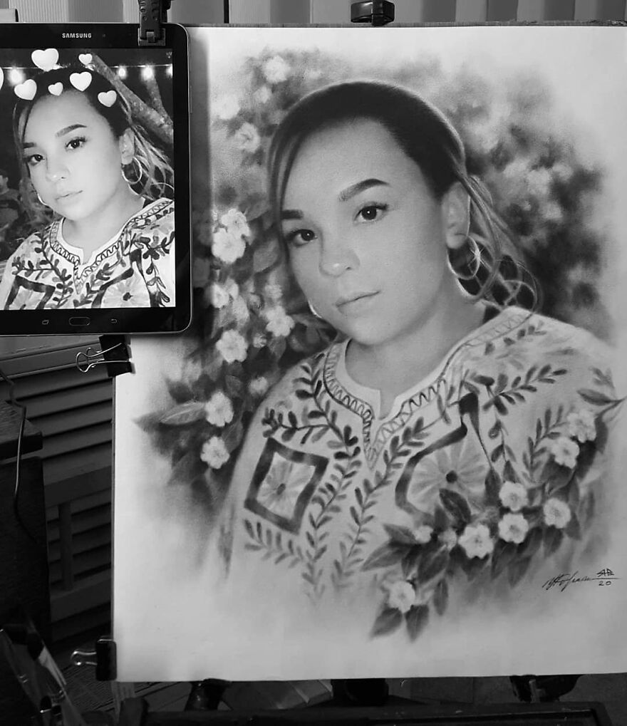 Russian Street Artist Draws Amazing Lifelike Portraits In Less Than An Hour(112 New Pics)