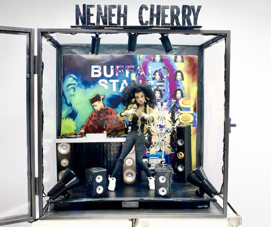 I Crochet Realistic And Unique Miniature Dolls Of My Idols In Sewing Thread
