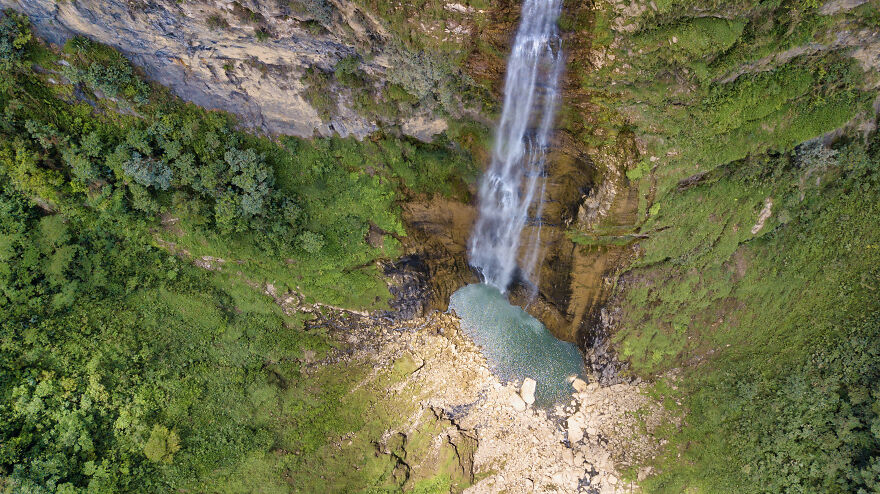 I Spent A Week Riding A Motorcycle Through Colombia