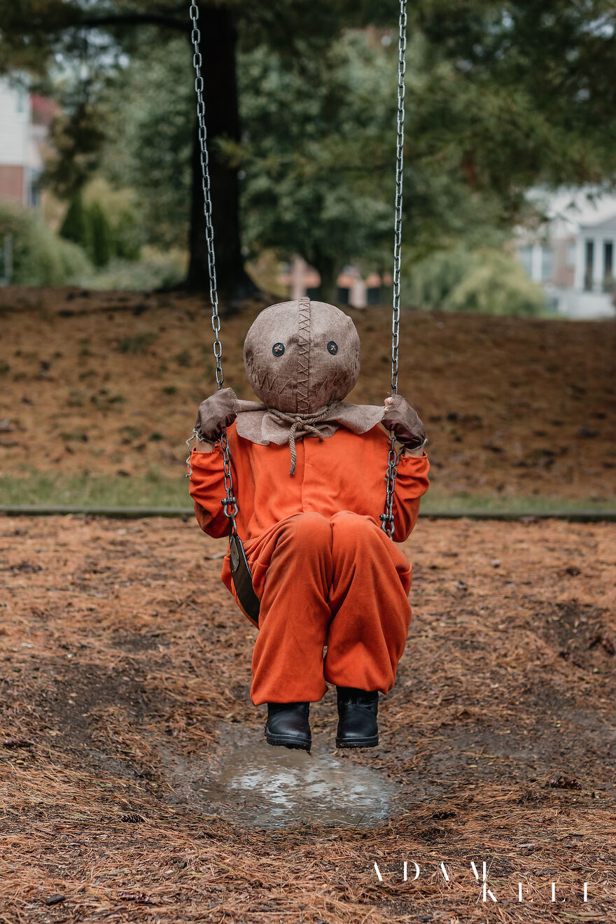 Fun Halloween Adventures With Michael Myers & Sam