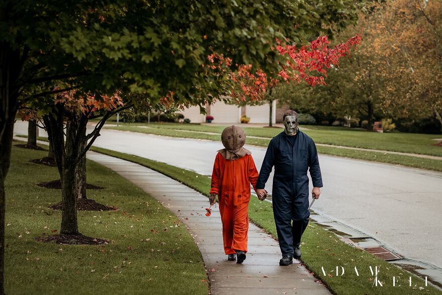 Fun Halloween Adventures With Michael Myers & Sam