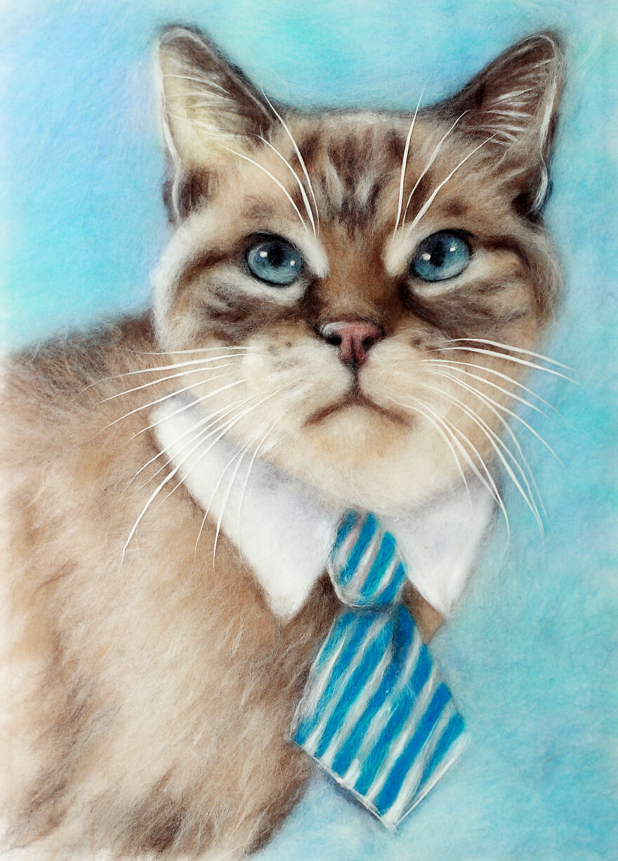 In My Hands The Wool Comes To Life!