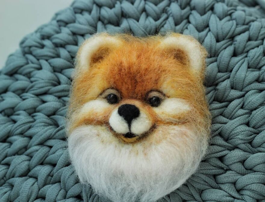 In My Hands The Wool Comes To Life!