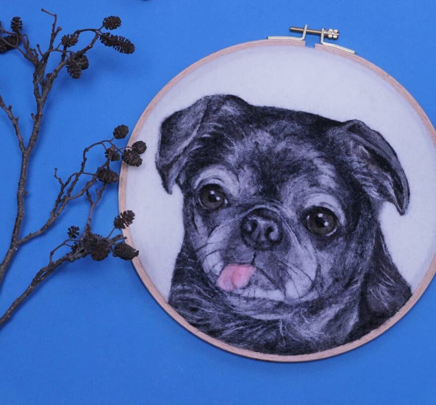 In My Hands The Wool Comes To Life!