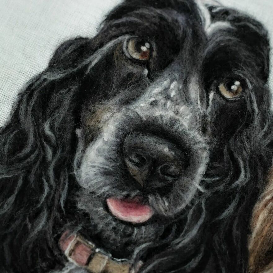 In My Hands The Wool Comes To Life!