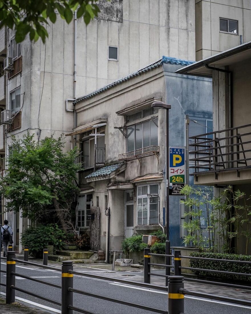 Instagram Account Shows How Past And Present Merge In Harmony In Japan