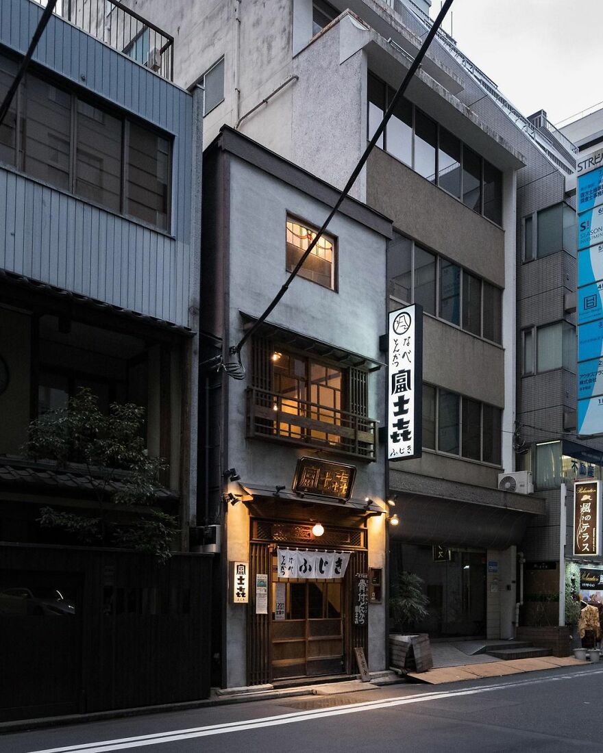 Instagram Account Shows How Past And Present Merge In Harmony In Japan