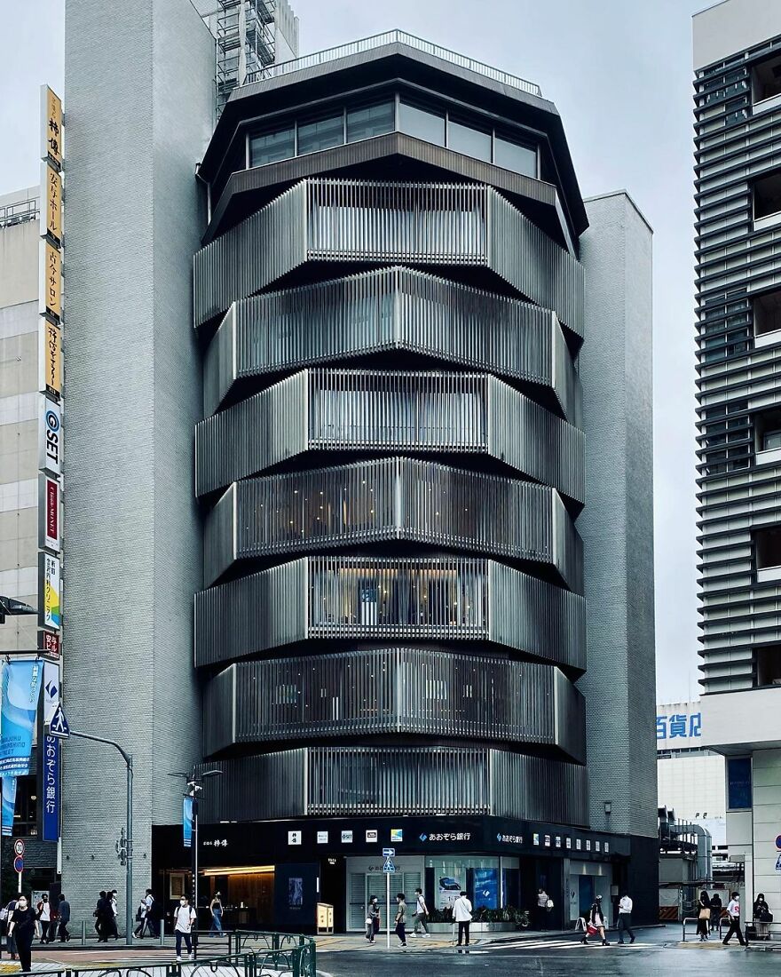 Instagram Account Shows How Past And Present Merge In Harmony In Japan