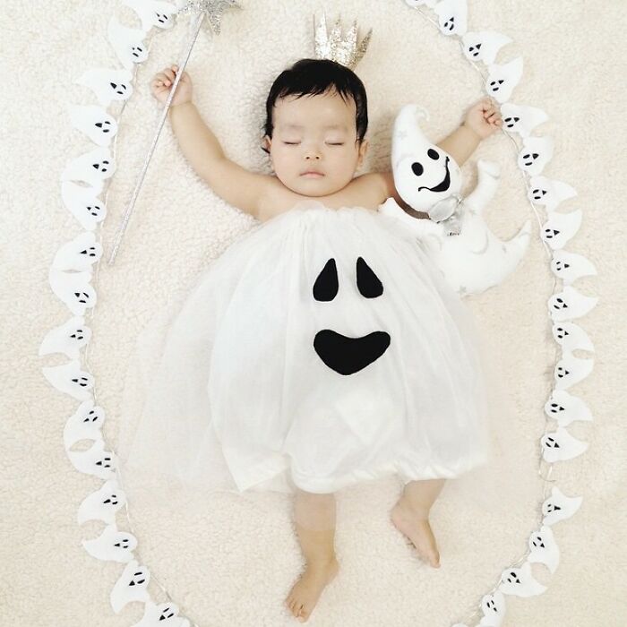 Mother Makes Cute Costumes For Her Children By Hand