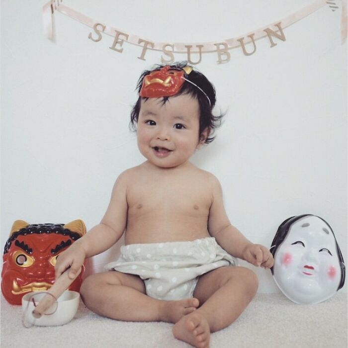 Mother Makes Cute Costumes For Her Children By Hand