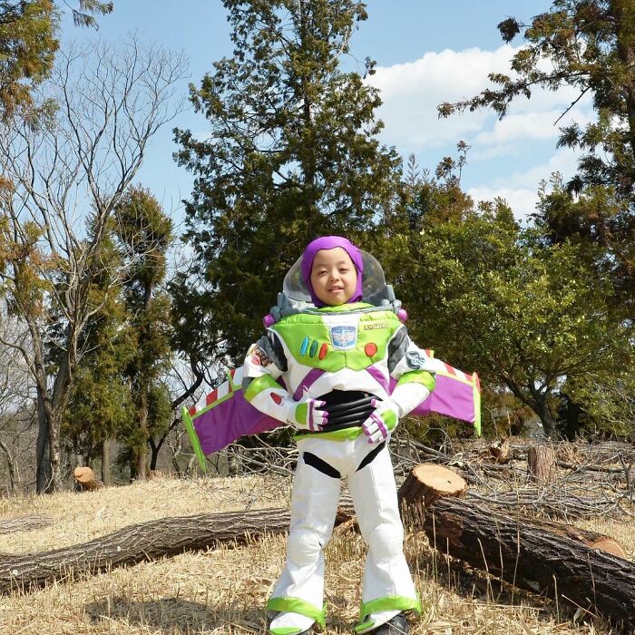 Mother Makes Cute Costumes For Her Children By Hand