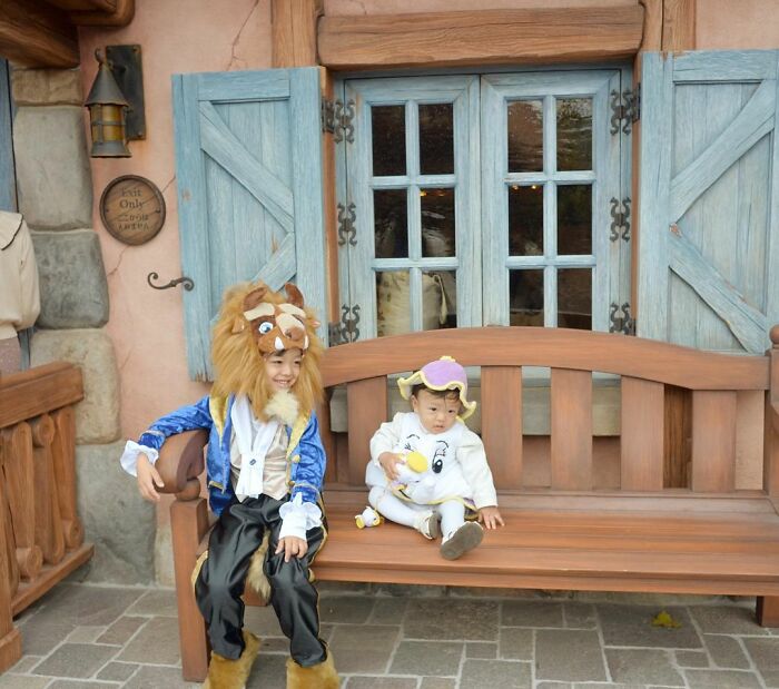 Mother Makes Cute Costumes For Her Children By Hand