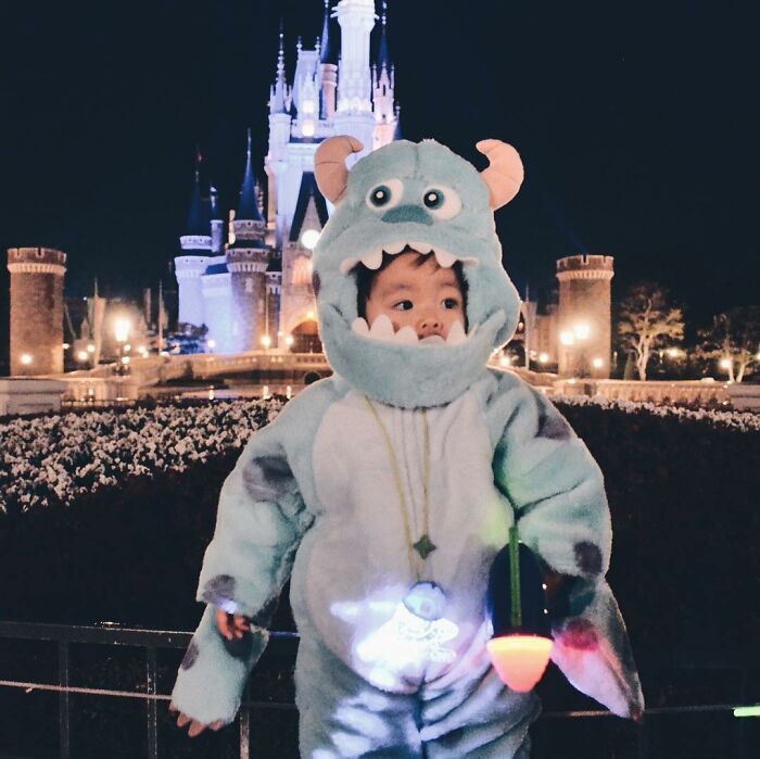 Mother Makes Cute Costumes For Her Children By Hand