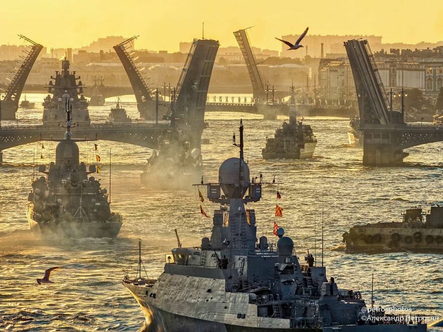 Photographer Shows A Russia Different From Postcards (New Pics)