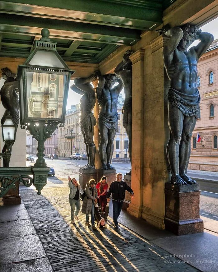 This Is What Russia Really Looks Like: 40 Honest Photos By Aleksandr Petrosyan (New Pics)