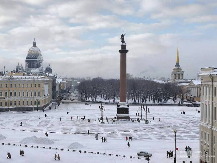 Photographer Shows A Russia Different From Postcards (New Pics)