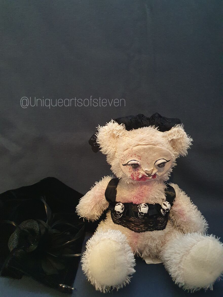 Vampire Countess - Different Pose