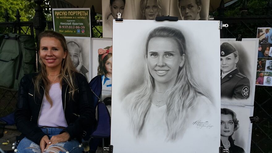 Russian Street Artist Draws Amazing Lifelike Portraits In Less Than An Hour(112 New Pics)