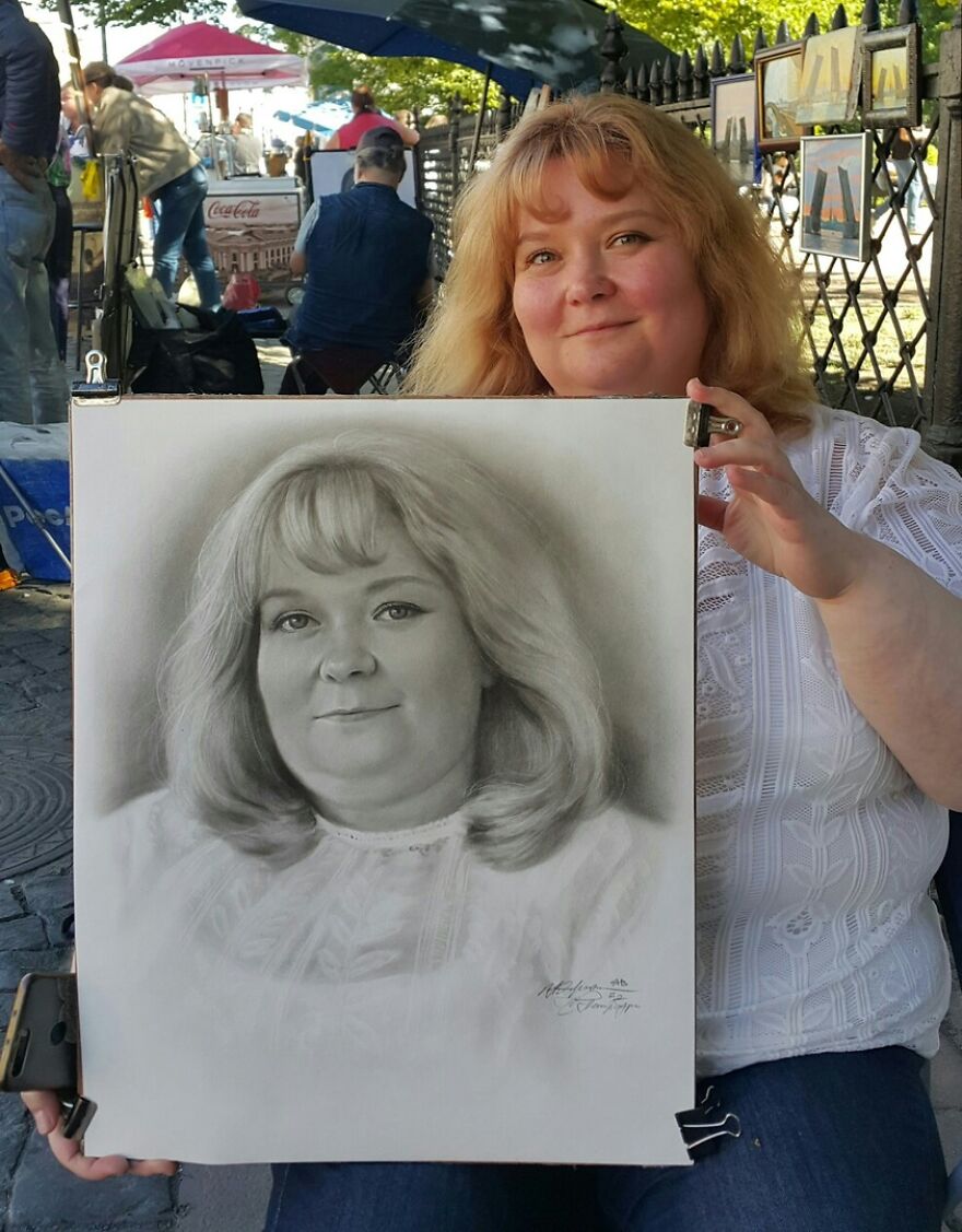 Russian Street Artist Draws Amazing Lifelike Portraits In Less Than An Hour(112 New Pics)
