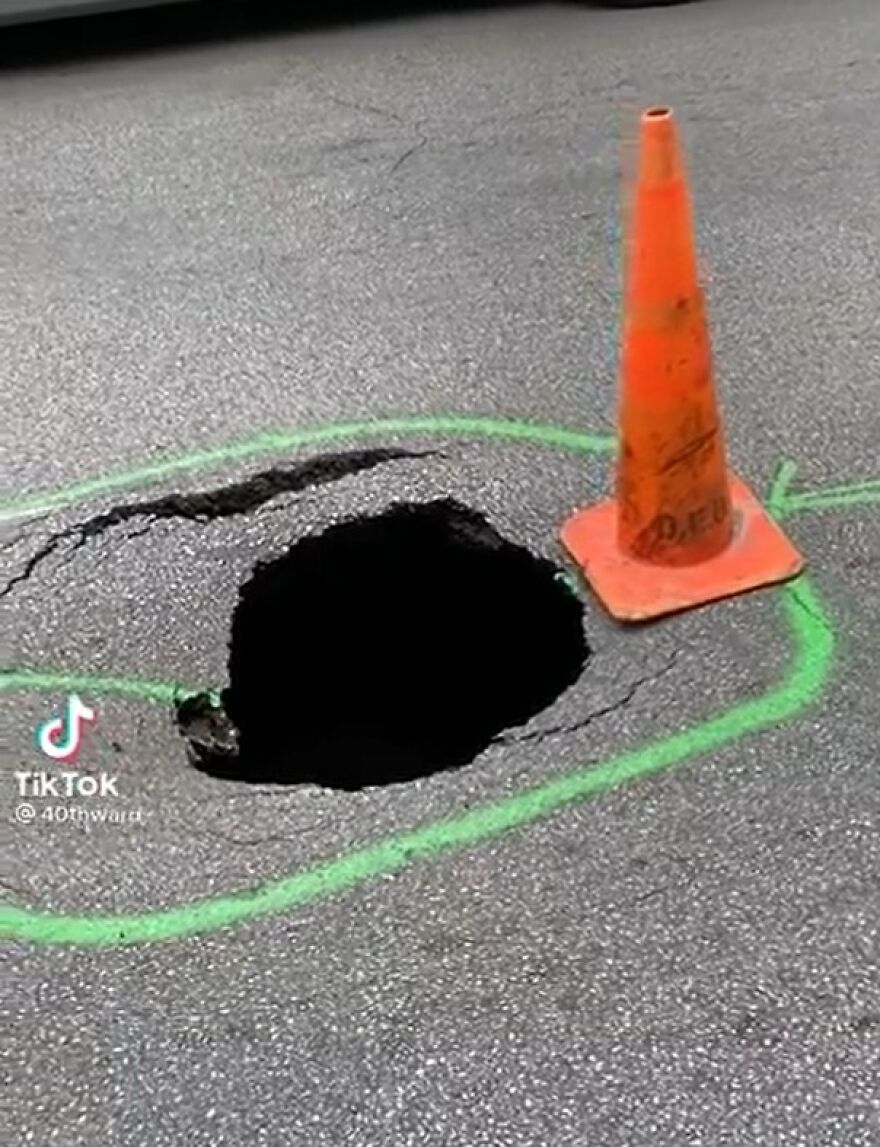 I Secured The Area Around The Giant Sinkhole Boss!