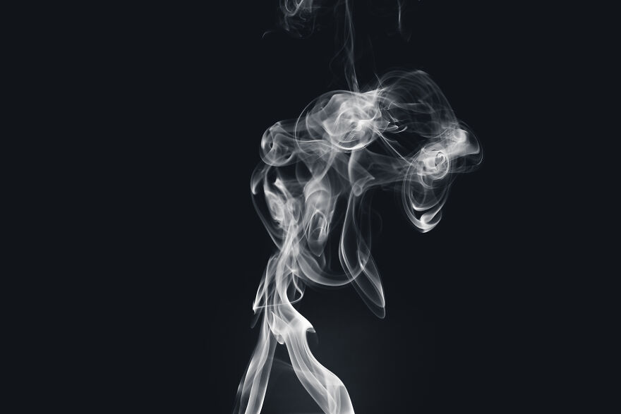 I'm Made, A Beautiful View Of Smoke On A Black Background