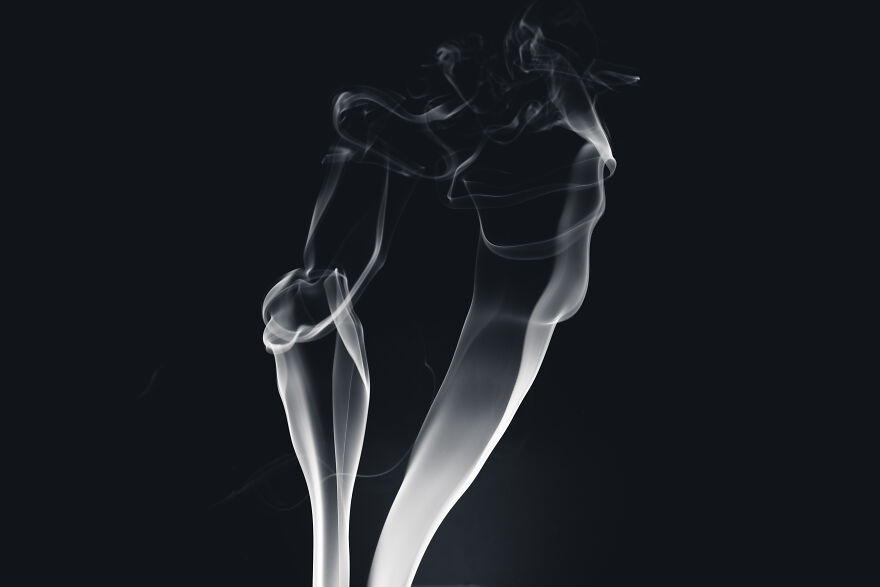 I'm Made, A Beautiful View Of Smoke On A Black Background
