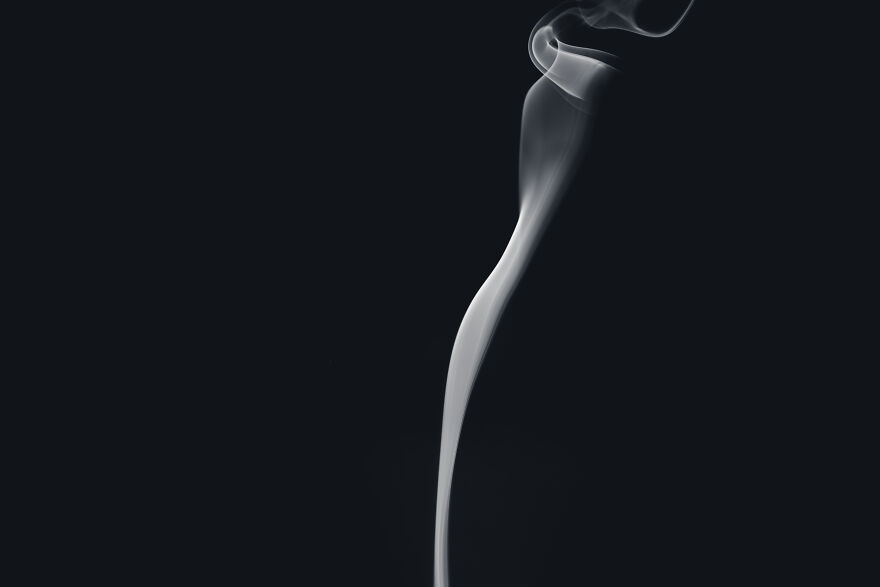 I'm Made, A Beautiful View Of Smoke On A Black Background