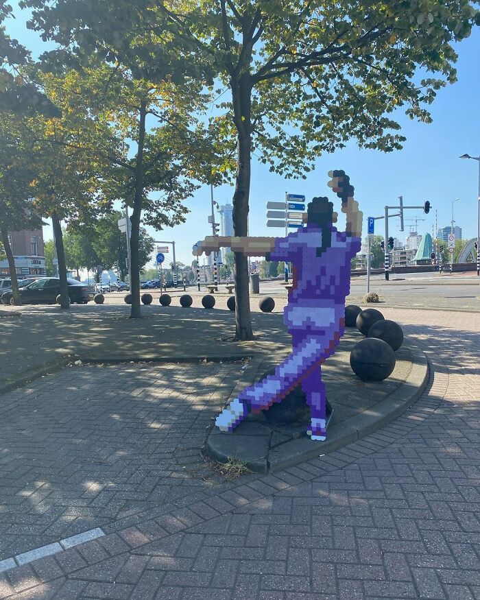 Artist 'Vandalizes' The Streets With His Fun And Unique Pixel Art (30 Pics)