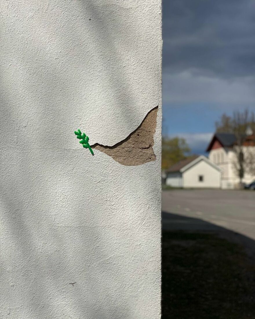 This Artist Is Going Viral By Turning Concrete Barriers Into A Giant Toblerone (+ More Of His Pics)