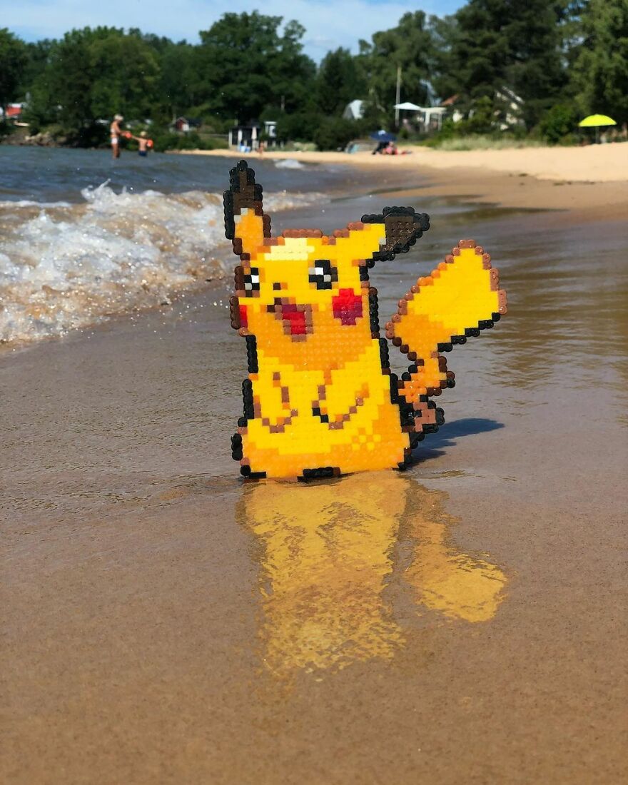 This Artist Is Going Viral By Turning Concrete Barriers Into A Giant Toblerone (+ More Of His Pics)