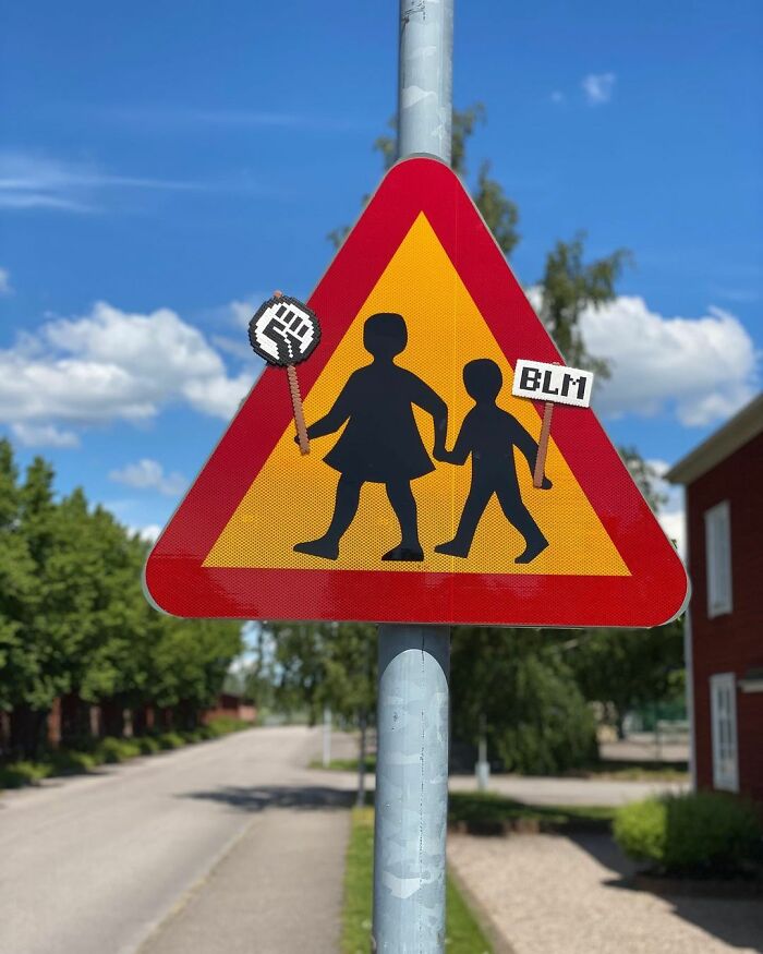 Artist 'Vandalizes' The Streets With His Fun And Unique Pixel Art (30 Pics)