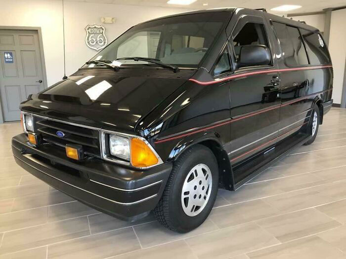 Ford Aerostar Wagon