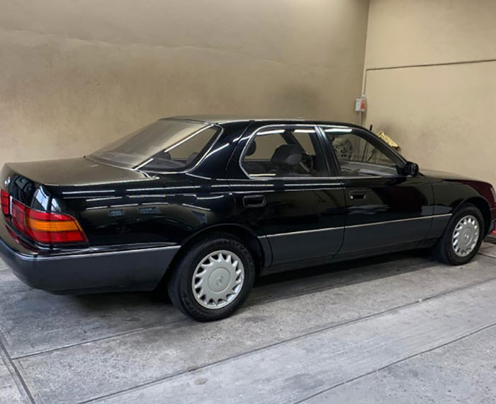Lexus LS400