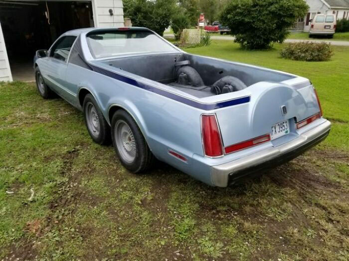 Six Wheel Lincoln Mark VII