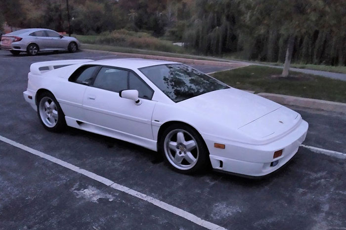 Lotus Esprit Turbo