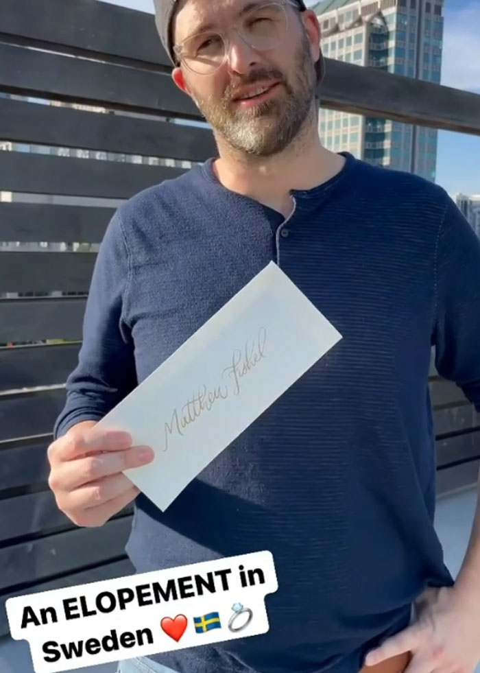 CEO Gives All Of Her 500+ Employees $10,000 Each And Two First-Class Tickets To Anywhere In The World CEO Gives All Of Her 500+ Employees $10,000 Each And Two First-Class Tickets To Anywhere In The World