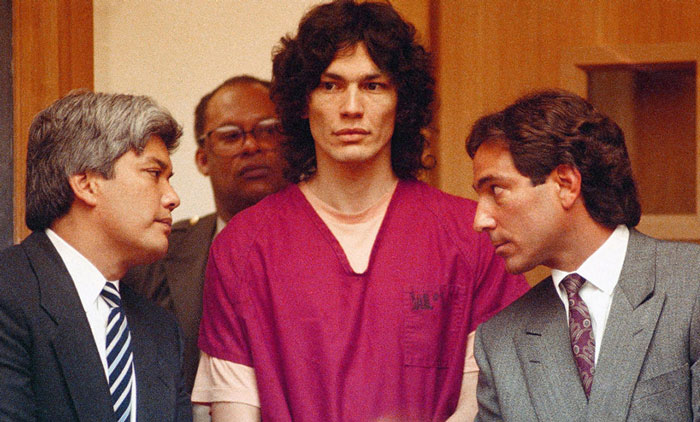 25 Supuestos familiares de celebridades cuentan como son en las reuniones familiares