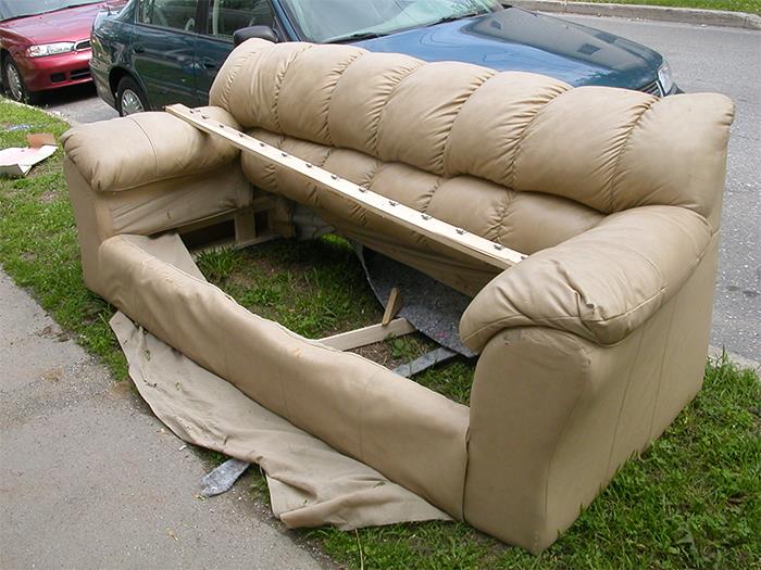 30 Landlords Describe The Weirdest And Most Disturbing Tenant They've Ever Had