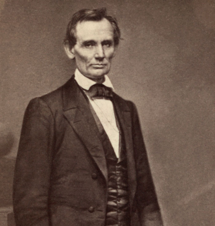 30 People Share Historical 'Facts' That Have Been Proven Wrong Long Ago, But Many People Still Believe In