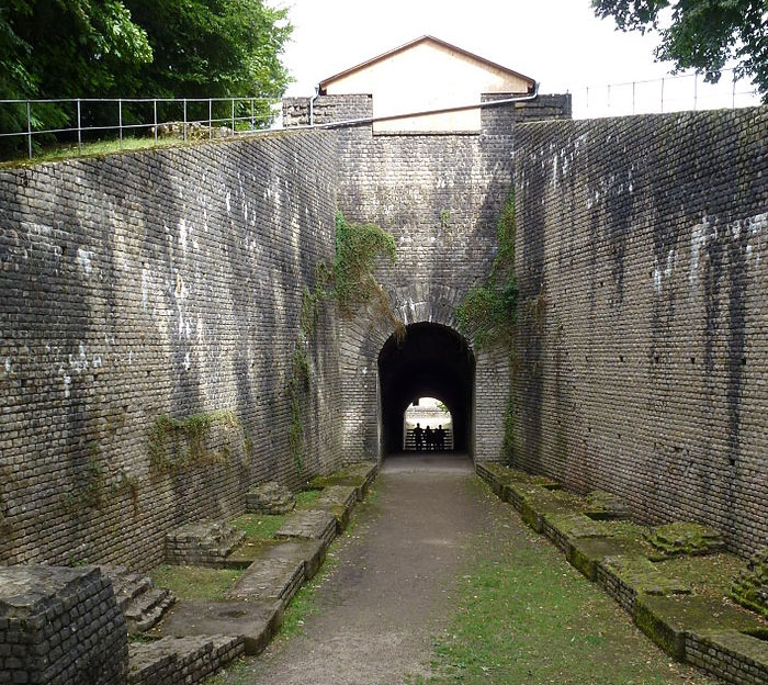 30 People Share Historical 'Facts' That Have Been Proven Wrong Long Ago, But Many People Still Believe In