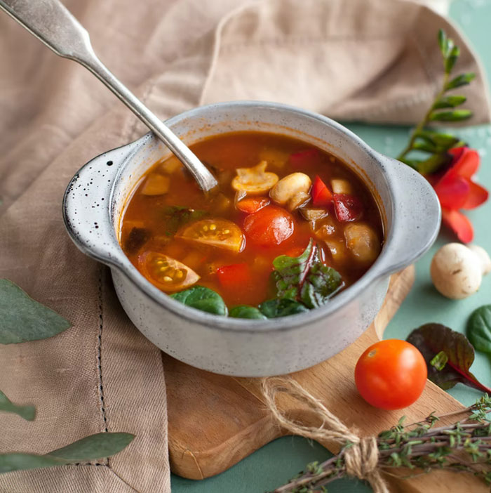 People Share 30 Conspiracy Theories They Think Are 100% Real