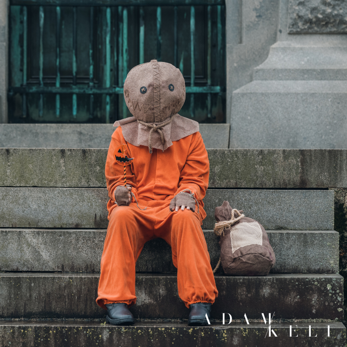 Fun Halloween Adventures With Michael Myers And Sam (17 Pics)