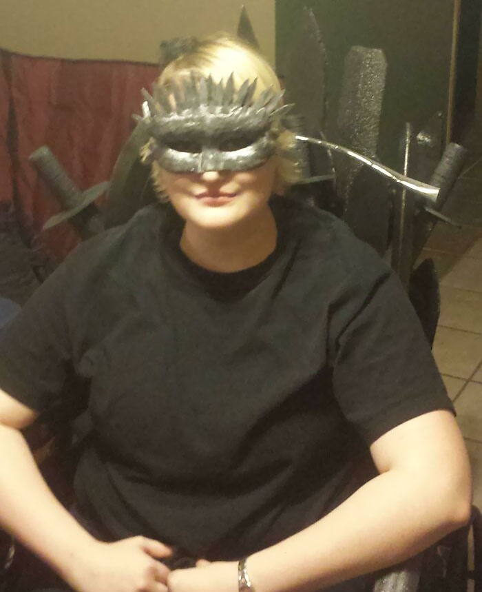 For Halloween, I Wanted To Be Brienne Of Tarth. 2 Months Ago, I Suffered A Spinal Trauma That Left Me Unable To Use My Costume. I Got The Idea To Go As Iron Throne
