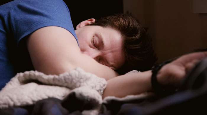 10 Personas comparten las cosas inexplicables más aterradoras que les sucedieron