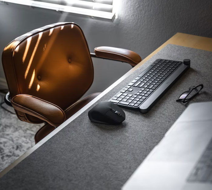 30 People Share The Scariest Unexplainable Things That Happened To Them