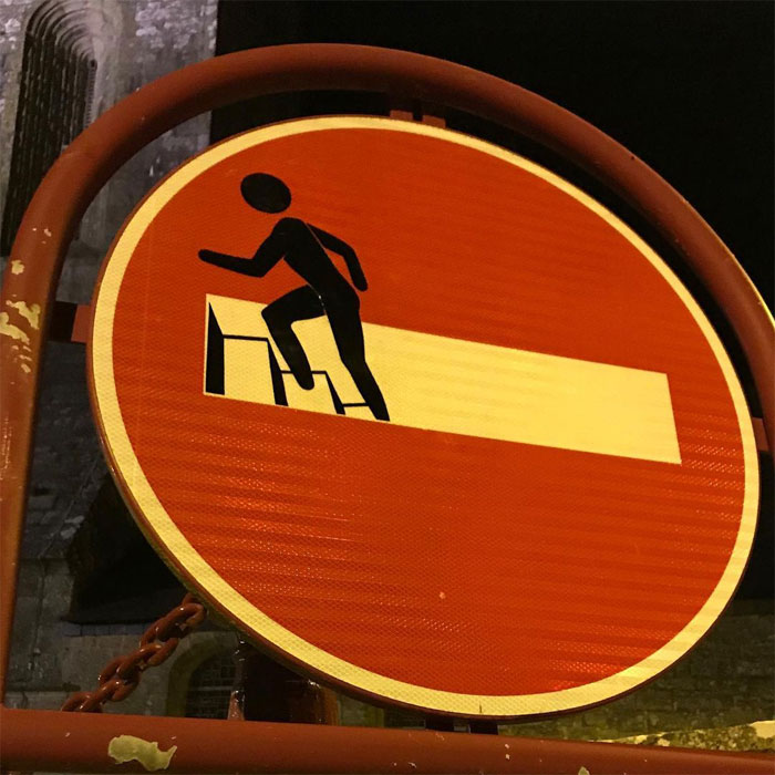 Funny-Street-Signs-Cletabraham