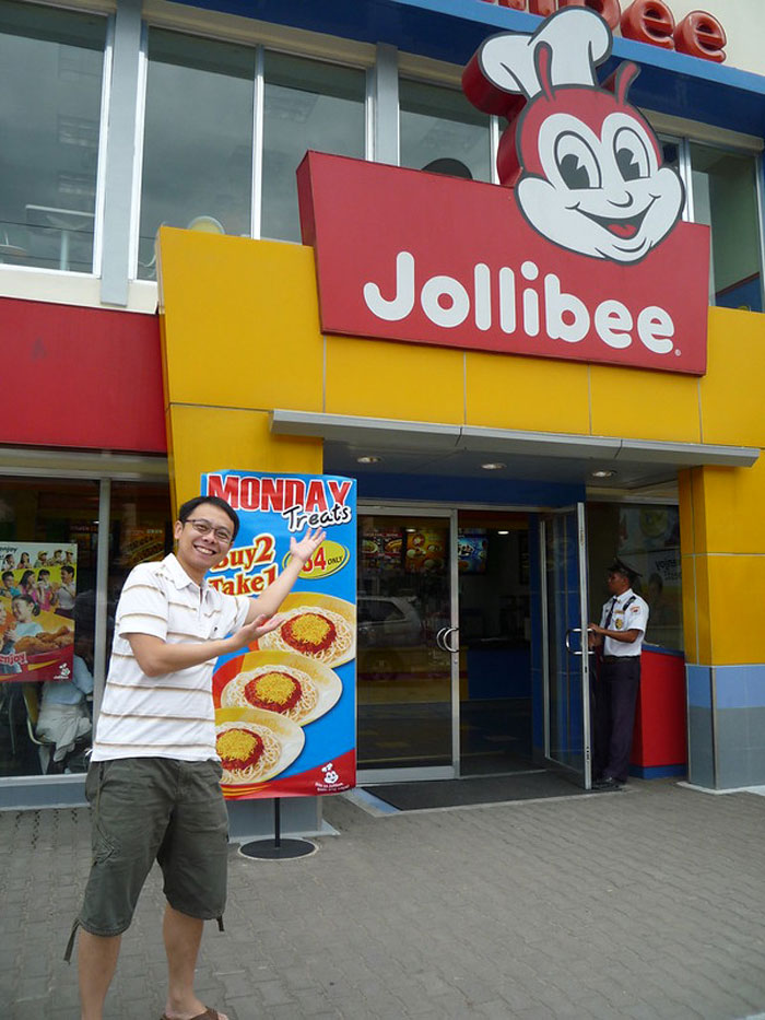 A Member Of This Online Group Asked "Without Mentioning Your Country’s Name, Which Brand Identifies Where You’re From?", And Here Are 30 Of The Most Interesting Answers